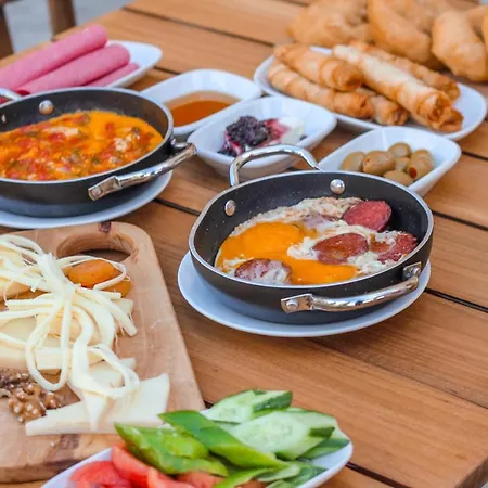 1881 Halil Efendi Frühstückspension 3*