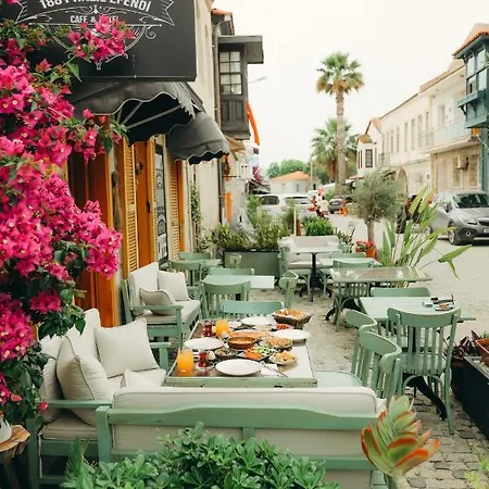 Oda ve Kahvaltı 1881 Halil Efendi