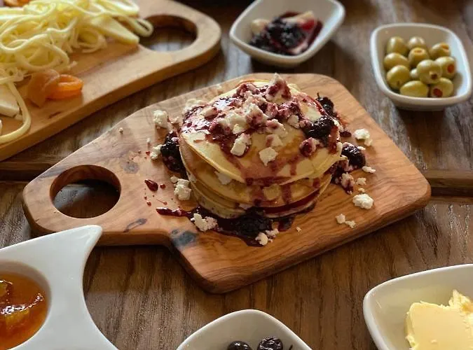 ベッド・アンド・ブレックファスト 1881 Halil Efendi 3*