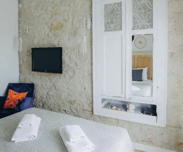 Bed & Breakfast 1881 Halil Efendi Alaçatı