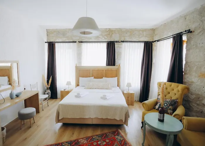 1881 Halil Efendi 3*